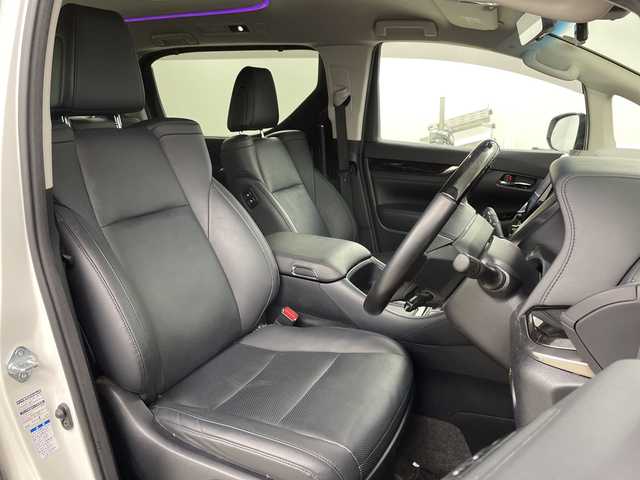 トヨタ アルファード S Cパッケージ 道央・札幌 2021(令3)年 6.1万km ホワイトパールクリスタルシャイン ・4WD/寒冷地仕様/・純正ディスプレイオーディオ　/・ナビ/BT/CD/DVD/・バックカメラ/・レーダークルーズコントロール/・ブラインドスポットモニター/・リヤクロストラフィックアラート/・トヨタセーフティセンス/・プリクラッシュセーフティ/・パワーシート/シートポジションメモリー/・シートヒーター/シートベンチレーション/・前後ドライブレコーダー/・MTモード付AT/・デジタルインナーミラー/・ステアリングスイッチ/ヒーター/・ビルトインETC/・両側パワースライドドア/・パワーバックドア/・三眼LEDヘッドライト/・オートマチックハイビーム/・ドアバイザー/・AC100V/・スマートキー/スペアキー