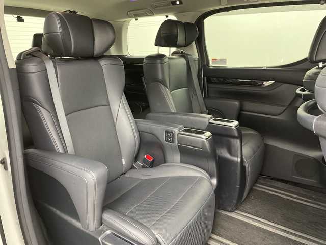 トヨタ アルファード S Cパッケージ 道央・札幌 2021(令3)年 6.1万km ホワイトパールクリスタルシャイン ・4WD/寒冷地仕様/・純正ディスプレイオーディオ　/・ナビ/BT/CD/DVD/・バックカメラ/・レーダークルーズコントロール/・ブラインドスポットモニター/・リヤクロストラフィックアラート/・トヨタセーフティセンス/・プリクラッシュセーフティ/・パワーシート/シートポジションメモリー/・シートヒーター/シートベンチレーション/・前後ドライブレコーダー/・MTモード付AT/・デジタルインナーミラー/・ステアリングスイッチ/ヒーター/・ビルトインETC/・両側パワースライドドア/・パワーバックドア/・三眼LEDヘッドライト/・オートマチックハイビーム/・ドアバイザー/・AC100V/・スマートキー/スペアキー