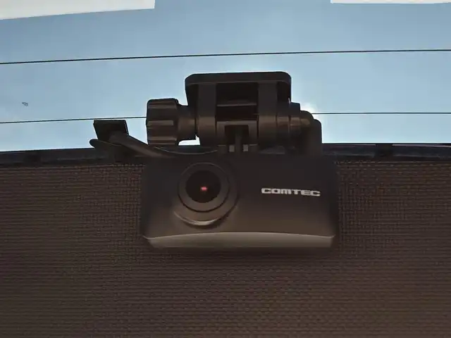 トヨタ ヴォクシー ZS 煌 鹿児島県 2019(平31)年 7.5万km ホワイトパールクリスタルシャイン 前後ＡＬＰＩＮＥナビ（ＢＩＧ－Ｘ１１）　/前後ドライブレコーダー　/ビルトインＥＴＣ　/クルーズコントロール　/両側パワースライドドア　/Ｂｌｕｅｔｏｏｔｈオーディオ　/フルセグテレビ　/社外デュアルホーン/純正アルミホイール(16インチ)/ＭＴモード付きＡＴ/横滑り防止装置/レーンキープアシスト/LEDヘッドライト/プッシュスタート/スマートキー