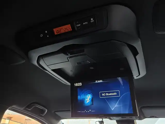 トヨタ ヴォクシー ZS 煌 鹿児島県 2019(平31)年 7.5万km ホワイトパールクリスタルシャイン 前後ＡＬＰＩＮＥナビ（ＢＩＧ－Ｘ１１）　/前後ドライブレコーダー　/ビルトインＥＴＣ　/クルーズコントロール　/両側パワースライドドア　/Ｂｌｕｅｔｏｏｔｈオーディオ　/フルセグテレビ　/社外デュアルホーン/純正アルミホイール(16インチ)/ＭＴモード付きＡＴ/横滑り防止装置/レーンキープアシスト/LEDヘッドライト/プッシュスタート/スマートキー