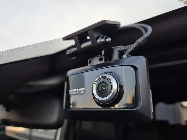 トヨタ ヴォクシー ZS 煌 鹿児島県 2019(平31)年 7.5万km ホワイトパールクリスタルシャイン 前後ＡＬＰＩＮＥナビ（ＢＩＧ－Ｘ１１）　/前後ドライブレコーダー　/ビルトインＥＴＣ　/クルーズコントロール　/両側パワースライドドア　/Ｂｌｕｅｔｏｏｔｈオーディオ　/フルセグテレビ　/社外デュアルホーン/純正アルミホイール(16インチ)/ＭＴモード付きＡＴ/横滑り防止装置/レーンキープアシスト/LEDヘッドライト/プッシュスタート/スマートキー