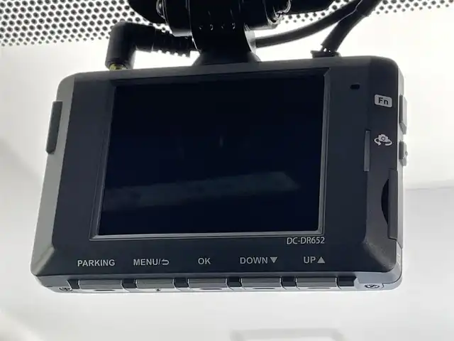 トヨタ カローラ クロス ハイブリッド Z 愛知県 2023(令5)年 1.6万km アティチュードブラックマイカ 純正８型ＤＡ　フルセグＴＶ　全方位カメラ　禁煙車　ハーフレザー　シートヒーター　電動リアゲート　ＢＳＭ　パワーシート　セーフティセンス　衝突軽減　追従クルコン　コーナーセンサー　ルーフレール　ＬＥＤオートライト　オートハイビーム　前後ドラレコ　電動パーキングブレーキ　ETC