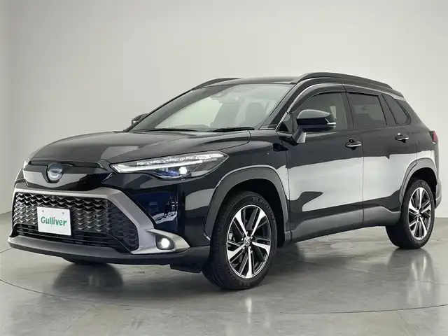 トヨタ カローラ クロス ハイブリッド Z 愛知県 2023(令5)年 1.6万km アティチュードブラックマイカ 純正８型ＤＡ　フルセグＴＶ　全方位カメラ　禁煙車　ハーフレザー　シートヒーター　電動リアゲート　ＢＳＭ　パワーシート　セーフティセンス　衝突軽減　追従クルコン　コーナーセンサー　ルーフレール　ＬＥＤオートライト　オートハイビーム　前後ドラレコ　電動パーキングブレーキ　ETC