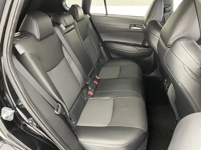 トヨタ カローラ クロス ハイブリッド Z 愛知県 2023(令5)年 1.6万km アティチュードブラックマイカ 純正８型ＤＡ　フルセグＴＶ　全方位カメラ　禁煙車　ハーフレザー　シートヒーター　電動リアゲート　ＢＳＭ　パワーシート　セーフティセンス　衝突軽減　追従クルコン　コーナーセンサー　ルーフレール　ＬＥＤオートライト　オートハイビーム　前後ドラレコ　電動パーキングブレーキ　ETC