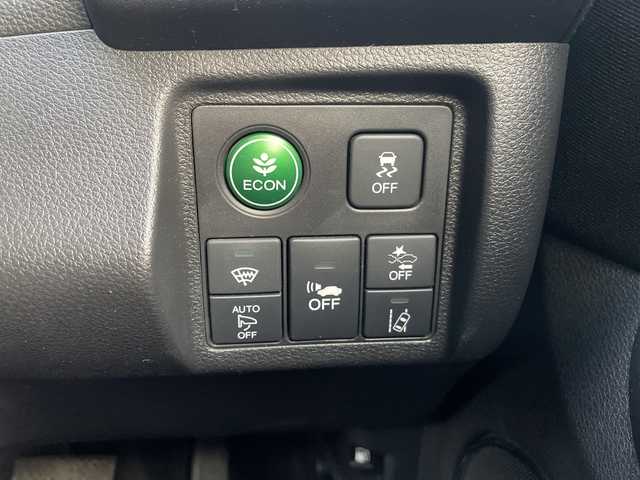 ホンダ ヴェゼル ハイブリッド X ホンダセンシング 道東・釧路十勝 2017(平29)年 9.8万km クリスタルブラックパール 4WD/前後ドライブレコーダー/社外SDナビ/・フルセグ/CD/DVD/BT/ラジオ/バックカメラ/ホンダセンシング/レーダークルーズコントロール/レーンキープアシスト/ワイパーデアイザー/フロントシートヒーター/パドルシフト/ステアリングリモコン/アルミ付スタッドレスタイヤ積込/ETC/フロアマット/ドアバイザー