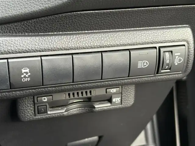 トヨタ カローラツーリング ハイブリッド ダブルバイビー 大分県 2019(令1)年 5.6万km スパークリングブラックパールクリスタルシャイン ・ナビ(Miracast/BT/USB)/・バックカメラ/・プリクラッシュセーフティ/・レーンキープアシスト/・コーナーセンサー/・ドライブレコーダー/・ETC/・ステアリングリモコン/・ブレーキホールド/・オートハイビーム/・ハーフレザーシート/・純正アルミホイール/・スマートキー/・プッシュスタートボタン