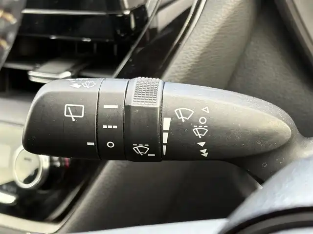 トヨタ カローラツーリング ハイブリッド ダブルバイビー 大分県 2019(令1)年 5.6万km スパークリングブラックパールクリスタルシャイン ・ナビ(Miracast/BT/USB)/・バックカメラ/・プリクラッシュセーフティ/・レーンキープアシスト/・コーナーセンサー/・ドライブレコーダー/・ETC/・ステアリングリモコン/・ブレーキホールド/・オートハイビーム/・ハーフレザーシート/・純正アルミホイール/・スマートキー/・プッシュスタートボタン