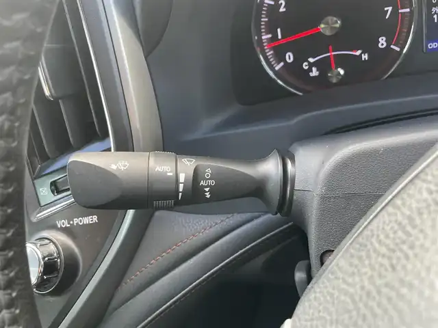 トヨタ クラウン アスリート S 千葉県 2015(平27)年 6.9万km ホワイトパールクリスタルシャイン 純正ナビ/フルセグTV/CD/DVD/HDD/Bluetooth/バックカメラ/ETC/ステアリングスイッチ/レーダークルーズコントロール/純正LEDヘッドライト/オートライト/フォグランプ/オートミラー/ウインカーミラー/ミリ波レーダープリクラッシュ/インテリジェントクリアランスソナー/全席オートウィンドウ/ドアバイザー/純正アルミホイール/純正フロアマット