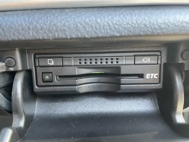 トヨタ クラウン アスリート S 千葉県 2015(平27)年 6.9万km ホワイトパールクリスタルシャイン 純正ナビ/フルセグTV/CD/DVD/HDD/Bluetooth/バックカメラ/ETC/ステアリングスイッチ/レーダークルーズコントロール/純正LEDヘッドライト/オートライト/フォグランプ/オートミラー/ウインカーミラー/ミリ波レーダープリクラッシュ/インテリジェントクリアランスソナー/全席オートウィンドウ/ドアバイザー/純正アルミホイール/純正フロアマット