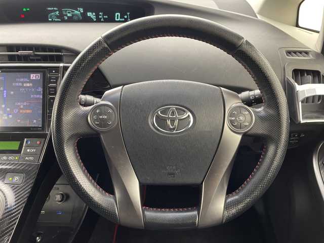 トヨタ プリウス S ツーリングセレ G’s 群馬県 2014(平26)年 7.2万km ブラック アルパイン９型ナビ　バックカメラ　フルセグTV　前後ドラレコ　ＥＴＣ　ＬＥＤヘッドライト　オートライト　純正Ｇ‘ｓアルミホイール　スマートキー　衝突被害軽減ブレーキ　クリアランスソナー　禁煙車