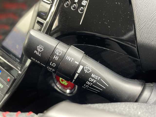 トヨタ プリウス S ツーリングセレ G’s 群馬県 2014(平26)年 7.2万km ブラック アルパイン９型ナビ　バックカメラ　フルセグTV　前後ドラレコ　ＥＴＣ　ＬＥＤヘッドライト　オートライト　純正Ｇ‘ｓアルミホイール　スマートキー　衝突被害軽減ブレーキ　クリアランスソナー　禁煙車