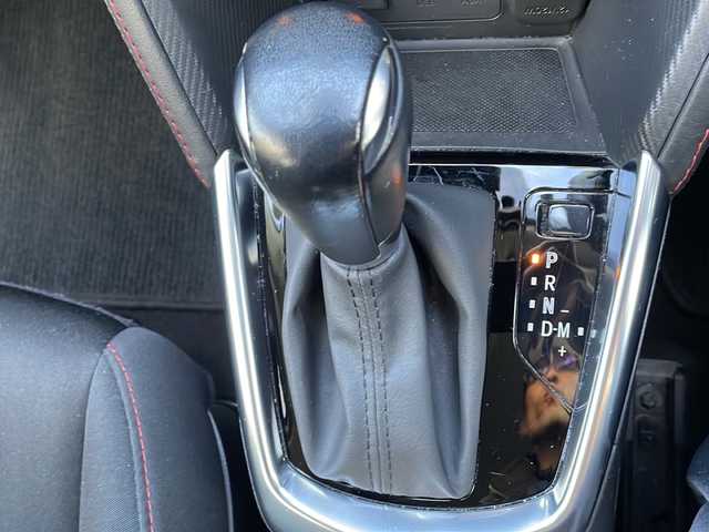 マツダ デミオ XD ツーリング 大阪府 2015(平27)年 14万km スノーフレイクホワイトパールマイカ ワンオーナー/純正メモリナビ/・DVD/CD/FM/AM/Bluetooth/・フルセグテレビ/ETC/ドライブレコーダー/バックカメラ/レーンキープアシスト/クルーズコントロール/盗難防止装置/革巻きステアリング/ステアリングリモコン/パドルシフト/コーナーセンサー/LEDヘッドライト/オートライト/オートエアコン/ドアバイザー/ヘッドアップディスプレイ/スマートキー×2/プッシュスタート/12V電源/USBジャック/純正16インチアルミホイール/純正フロアマット/取扱説明書/保証書