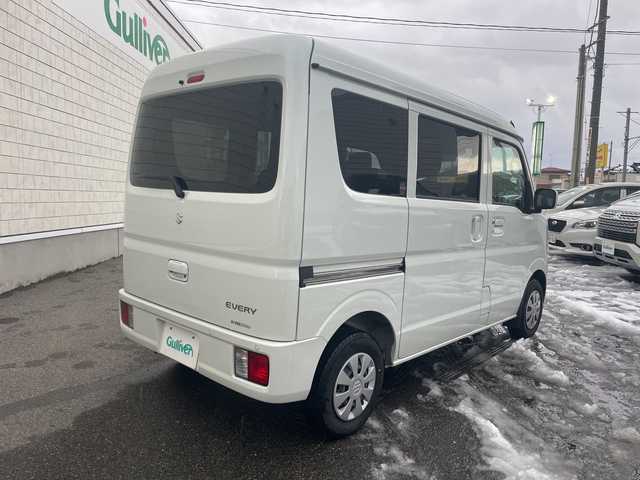 スズキ エブリイ JOINターボ 山形県 2024(令6)年 0.9万km パールホワイト 4WD/ターボエンジン/禁煙車/純正ディスプレイオーディオ/appleCarplay/AndroidAuto/FM/AM/Bluetooth接続/両側パワースライドドア/衝突軽減ブレーキ/後方コーナーセンサー/バックカメラ/アイドリングストップ/オートライト/LEDヘッドライト/横滑り防止装置/純正ドアバイザー/パワステ/パワーウィンドウ