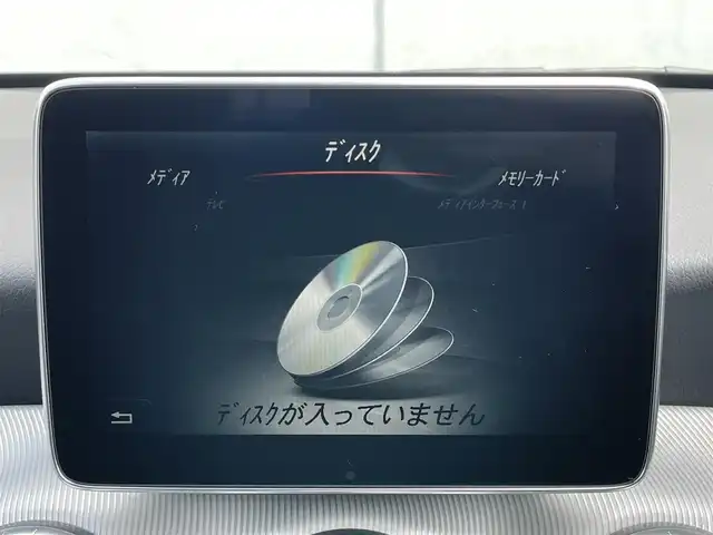 メルセデス・ベンツ ＣＬＡ１８０ Sブレイク 千葉県 2016(平28)年 4.6万km カルサイトホワイト 純正8インチナビ/フルセグTV/CD/DVD/Bluetooth/バックカメラ/ETC/革巻きステアリング/ステアリングリモコン/パドルシフト/ハーフレザーシート/D+N席シートヒーター/純正17インチアルミホイール/電動格納ミラー/ウインカーミラー/純正フロアマット/トノカバー