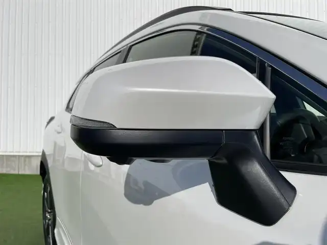 トヨタ カローラ クロス ハイブリッド Z 香川県 2024(令6)年 3万km プラチナホワイトパールマイカ 登録時走行距離；29227km/純正ナビ/全方位カメラ/モデリスタエアロ/ガラスルーフ/衝突被害軽減システム/ブラインドスポットモニター/クルーズコントロール/クリアランスソナー/電動リアゲート/パワーシート/シートヒーター/純正フロアマット/純正AW18インチ/スマートキー