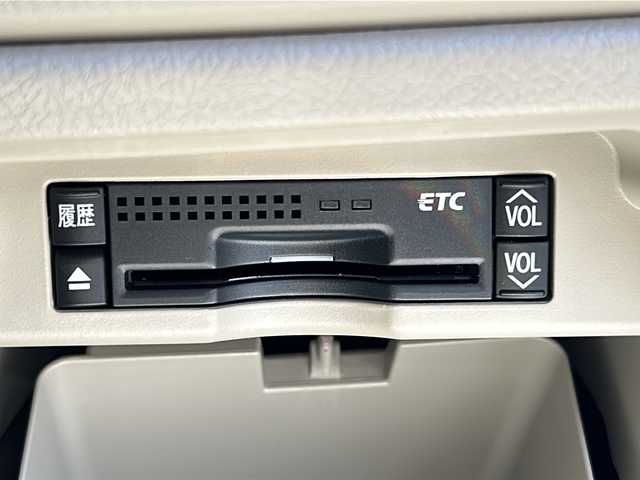 トヨタ ノア X 大阪府 2010(平22)年 6.9万km ホワイトパールクリスタルシャイン ワンオーナー/純正７型ナビ（NHDT-W60G）/ワンセグ/ビルドインETC/ドライブレコーダー/両側スライドドア/電動格納ウィンカーミラー/リモコンキー