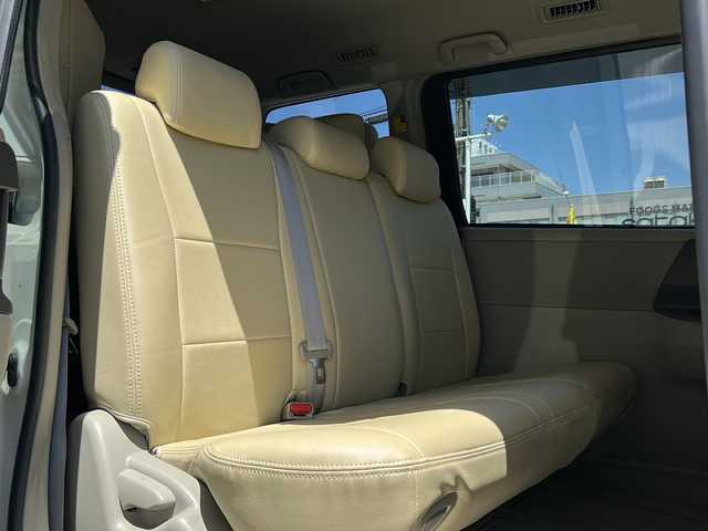 トヨタ ノア X 大阪府 2010(平22)年 6.9万km ホワイトパールクリスタルシャイン ワンオーナー/純正７型ナビ（NHDT-W60G）/ワンセグ/ビルドインETC/ドライブレコーダー/両側スライドドア/電動格納ウィンカーミラー/リモコンキー