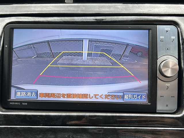 トヨタ プリウス S ツーリングセレクション 福島県 2011(平23)年 7.6万km ホワイトパールクリスタルシャイン 純正ＨＤＤナビ＆フルセグＴＶ/（ＤＶＤ＆ＢＴ＆ＭＳＶ＆ＳＤ）/バックカメラ/ＥＴＣ/社外１５inアルミホイール/レザー調シートカバー/ＢＬＩＴＺスロットルコントローラー/ＴＥＩＮサスペンションコントローラー/車高調/オートライト/ＬＥＤライト/フォグランプ/ウィンカーミラー/電動格納ミラー/スマートキー/プッシュスタート/Ｗ＋サイドエアバッグ/横滑り防止装置/ＡＢＳ/ドアバイザー/フロアマット