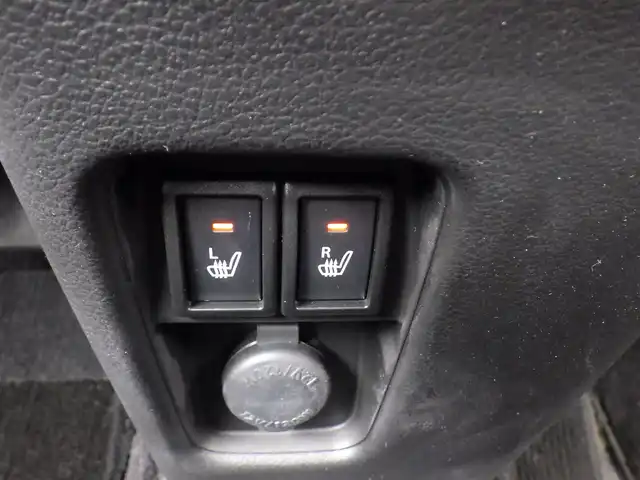 スズキ ハスラー HYBRID G 千葉県 2020(令2)年 6.3万km アクティブイエロー/ホワイト2トーンルーフ ワンオーナー/デュアルカメラブレーキサポート/アイドリングストップ/社外SDナビ/地デジTV/【DVD/CD再生機能　Bluetooth接続】/バックカメラ/ステアリングスイッチ/運転席シートヒーター/ETC/コーナーセンサー/サイド/カーテンエアバッグ/携帯リモコン