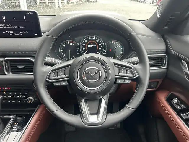 マツダ ＣＸ－８ XD エクスクルーシブモード 静岡県 2022(令4)年 2.7万km スノーフレイクホワイトパールマイカ ４ＷＤ/衝突軽減システム/純正ＳＤナビ/フルセグＴＶ/ＢＴオーディオ/ＥＴＣ2.0/全周囲カメラ/レザーシート/シートヒーター/エアシート/パワーシート/ハンドルヒーター/ダブルエアコン/サンルーフ/ガラスルーフ/ルーフレール/前後コーナーセンサー/電動リアゲート(フットセンサー)/追従機能付クルコン/ＬＡＳ(レーンキープアシストシステム)/スペアキー/カーテンエアバッグ/LEDヘッドライト/オートライト/純正フロアマット/純正１９ＡＷ