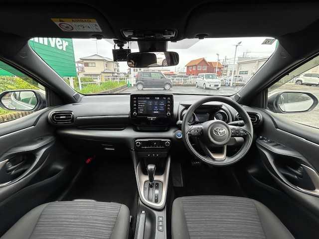 トヨタ ヤリス ハイブリッド Z 茨城県 2020(令2)年 4.1万km シルバーM 純正メモリナビ/AM/FM/USB/BT/クルーズコントロール/LEDオートライト/オートマチックハイビーム/シートヒーター/15インチアルミホイール/スマートキー/ビルトインETC/純正フロアマット/横滑り防止装置/レーンキープアシスト/盗難防止装置/エアバック/衝突被害軽減システム