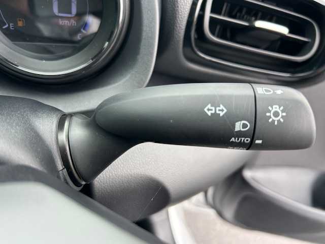 トヨタ ヤリス ハイブリッド Z 茨城県 2020(令2)年 4.1万km シルバーM 純正メモリナビ/AM/FM/USB/BT/クルーズコントロール/LEDオートライト/オートマチックハイビーム/シートヒーター/15インチアルミホイール/スマートキー/ビルトインETC/純正フロアマット/横滑り防止装置/レーンキープアシスト/盗難防止装置/エアバック/衝突被害軽減システム