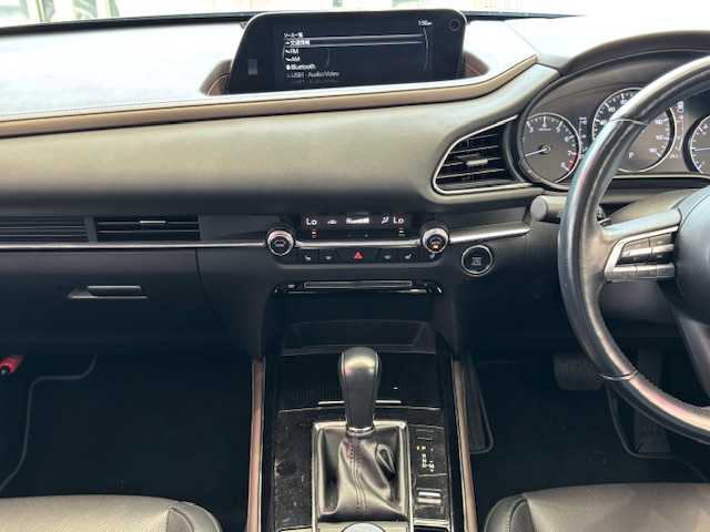 マツダ ＣＸ－３０ 20S Lパッケージ 埼玉県 2021(令3)年 2.8万km チタニウムフラッシュマイカ i-ACTIVSENSE/純正メーカーナビ/ CD/DVD/BT/フルセグ/USB/HDMI/アラウンドビューモニター/パワーシート/シートヒーター/ステアリングヒーター/パワーバックドア/レーダークルーズコントロール/レーンキープアシスト/電子パーキングブレーキ/オートブレーキホールド/ETC/スマートキー/禁煙車