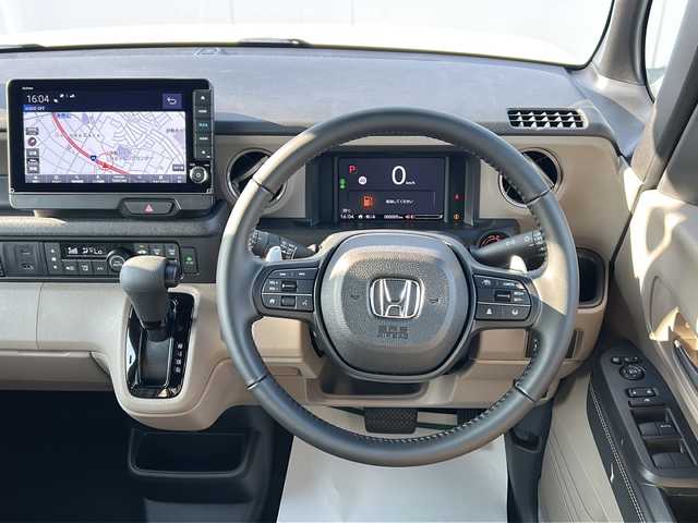 ホンダ Ｎ ＢＯＸ JOY ターボ 三重県 2025(令7)年 0.1千km プラチナホワイトパール 登録済未使用車/純正9型ナビ/全周囲カメラ/両側パワースライドドア/前席シートヒーター/USB・タイプC給電/ハーフレザーシート/スペアキー/ホンダセンシング/パドルシフト/LEDヘッドライト/革巻きステアリング/ステアリングスイッチ/シートリフター/電子パーキング/電動格納ミラー/禁煙車