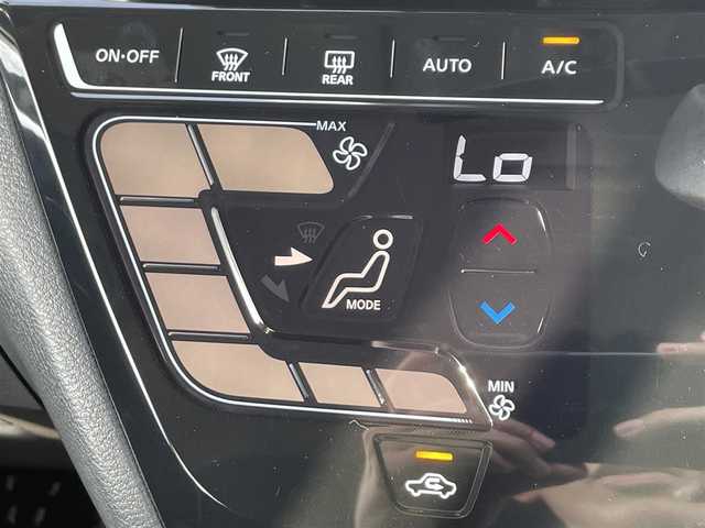 日産 ルークス HWS Gターボ プロパイロットED 滋賀県 2020(令2)年 1.4万km チタニウムグレーM/シルキーホワイト 純正9インチナビ/【Bluetooth/フルセグTV/USB/CD/DVD】/全方位カメラ/プロパイロット/両側パワースライドドア/前後ソナー/衝突軽減ブレーキ/電動パーキングブレーキ/オートブレーキホールド/LEDヘッドライト/オートライト/前方ドライブレコーダー/プッシュスタート/スマートキー/ステアリングリモコン/純正フロアマット/ドアバイザー