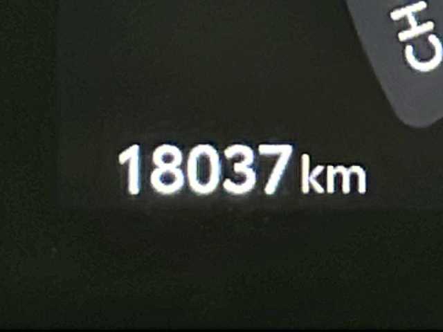 トヨタ シエンタ ハイブリッド Z 秋田県 2024(令6)年 1.8万km アーバンカーキ 4WD/純正ナビ/（FM/AM/Bluetooth/フルセグTV）/全方位カメラ/バックカメラ/両側パワースライドドア/モデリスタフロントエアロ/横滑り防止装置/レーダークルーズコントロール/衝突軽減装置/レーンキープアシスト/アイドリングストップ/ビルトインETC2.0/ステアリングリモコン/前席シートヒーター/ドアミラーヒーター/LEDヘッドライト/オートライト/オートハイビーム/プッシュスタート/スマートキー/スペアキー/電動格納ミラー/純正アルミホイール/純正フロアマット
