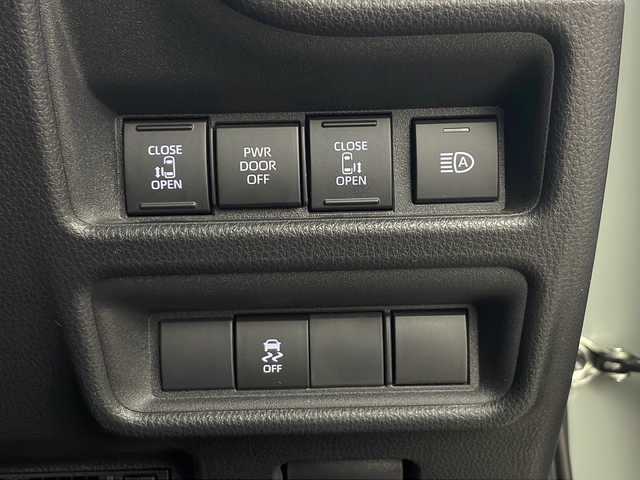 トヨタ シエンタ ハイブリッド Z 秋田県 2024(令6)年 1.8万km アーバンカーキ 4WD/純正ナビ/（FM/AM/Bluetooth/フルセグTV）/全方位カメラ/バックカメラ/両側パワースライドドア/モデリスタフロントエアロ/横滑り防止装置/レーダークルーズコントロール/衝突軽減装置/レーンキープアシスト/アイドリングストップ/ビルトインETC2.0/ステアリングリモコン/前席シートヒーター/ドアミラーヒーター/LEDヘッドライト/オートライト/オートハイビーム/プッシュスタート/スマートキー/スペアキー/電動格納ミラー/純正アルミホイール/純正フロアマット