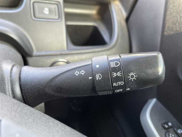 スズキ ソリオ バンディット HV MV Dカメラ ブレーキS 兵庫県 2016(平28)年 9.9万km ピュアホワイトP Ｄ席シートヒーター/純正メモリナビ＆フルセグＴＶ/　（ＤＶＤ＆ＣＤ＆ＢＴ）/バックカメラ/ビルトインＥＴＣ/アイドリングストップ/クルーズコントロール/衝突軽減システム/レーンキープアシスト/２列目サンシェード/盗難防止装置/左側パワースライドドア/純正エアロ/純正１５inアルミホイール/オートライト/ＬＥＤライト/フォグランプ/スマートキー/プッシュスタート/Ｗ＆サイドエアバッグ/横滑り防止装置/ＡＢＳ/ドアバイザー/フロアマット/新車保証書/取扱説明書/スマートスペアキー有