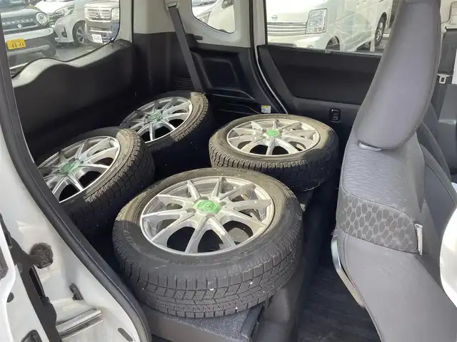 スズキ ソリオ バンディット HV MV Dカメラ ブレーキS 兵庫県 2016(平28)年 9.9万km ピュアホワイトP Ｄ席シートヒーター/純正メモリナビ＆フルセグＴＶ/　（ＤＶＤ＆ＣＤ＆ＢＴ）/バックカメラ/ビルトインＥＴＣ/アイドリングストップ/クルーズコントロール/衝突軽減システム/レーンキープアシスト/２列目サンシェード/盗難防止装置/左側パワースライドドア/純正エアロ/純正１５inアルミホイール/オートライト/ＬＥＤライト/フォグランプ/スマートキー/プッシュスタート/Ｗ＆サイドエアバッグ/横滑り防止装置/ＡＢＳ/ドアバイザー/フロアマット/新車保証書/取扱説明書/スマートスペアキー有