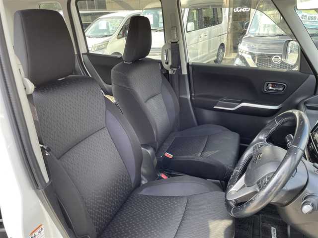 スズキ ソリオ バンディット HV MV Dカメラ ブレーキS 兵庫県 2016(平28)年 9.9万km ピュアホワイトP Ｄ席シートヒーター/純正メモリナビ＆フルセグＴＶ/　（ＤＶＤ＆ＣＤ＆ＢＴ）/バックカメラ/ビルトインＥＴＣ/アイドリングストップ/クルーズコントロール/衝突軽減システム/レーンキープアシスト/２列目サンシェード/盗難防止装置/左側パワースライドドア/純正エアロ/純正１５inアルミホイール/オートライト/ＬＥＤライト/フォグランプ/スマートキー/プッシュスタート/Ｗ＆サイドエアバッグ/横滑り防止装置/ＡＢＳ/ドアバイザー/フロアマット/新車保証書/取扱説明書/スマートスペアキー有