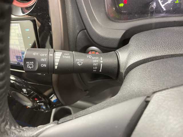 日産 ノート e－パワー メダリスト 道央・札幌 2017(平29)年 11.2万km プレミアムコロナオレンジ ・e-POWR/・社外SDナビ/・BT/CD/DVD/フルセグTV/MSV）/・バックカメラ/全方位カメラ/・エマージェンシーブレーキ/・ハーフレザーシート/・オートライト/LEDライト/・ETC