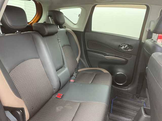 日産 ノート e－パワー メダリスト 道央・札幌 2017(平29)年 11.2万km プレミアムコロナオレンジ ・e-POWR/・社外SDナビ/・BT/CD/DVD/フルセグTV/MSV）/・バックカメラ/全方位カメラ/・エマージェンシーブレーキ/・ハーフレザーシート/・オートライト/LEDライト/・ETC