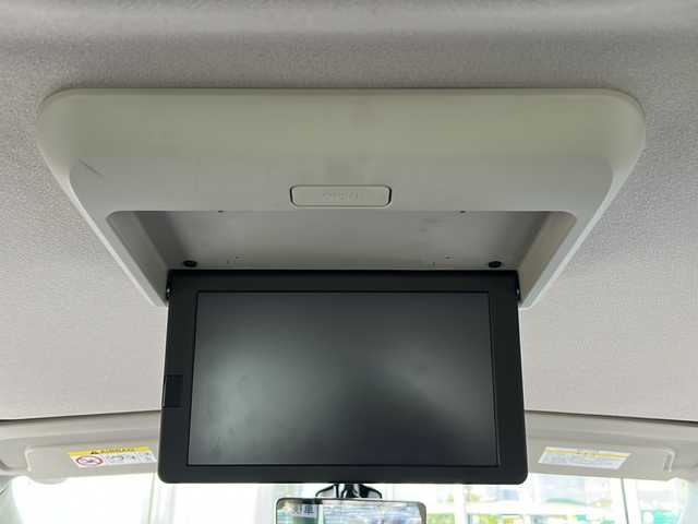 日産 セレナ ハイウェイスター 静岡県 2016(平28)年 7万km ブリリアントホワイトパール 純正SDナビ/・CD/・DVD/・フルセグＴＶ/・Bluetooth/・USB/・AM/・FM/主要装備/・後席モニター/・両側パワスラ/・プロパイロット/・衝突軽減/・レーンキープ/・追従クルコン/・コーナーセンサー前後/・全方位カメラ/・ETC/・パーキングアシスト/・デジタルインナーミラー/・電動パーキングブレーキ/・オートホールド/・LEDヘッドライト/・フォグランプ/・純正マット/・純正アルミホイール
