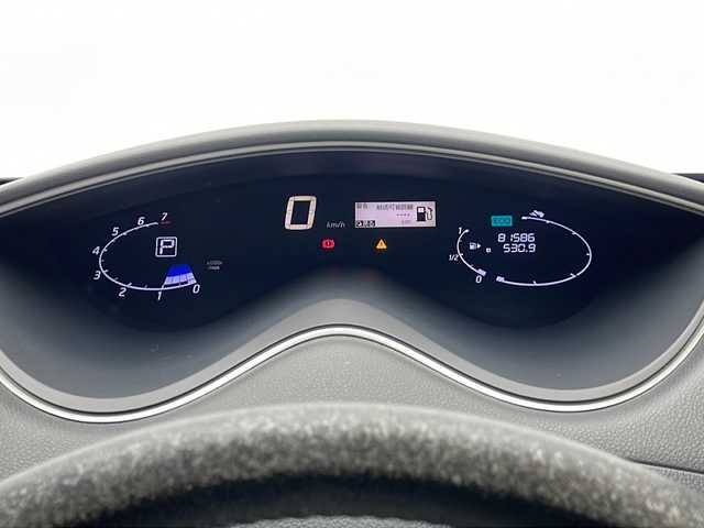 日産 セレナ ハイウェイスター Sハイブリッド 大阪府 2014(平26)年 8.2万km ダイヤモンドブラック フリップダウンモニター/社外メモリナビ/　　CD/DVD/SD/フルセグTV/両側パワースライドドア/クルーズコントロール/HIDオートライト/フォグランプ/純正15インチアルミホイール/レーンキープアシスト/アイドリングストップ/スマートキー/ETC