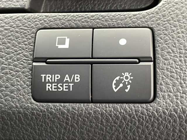 日産 セレナ ハイウェイスター Sハイブリッド 大阪府 2014(平26)年 8.2万km ダイヤモンドブラック フリップダウンモニター/社外メモリナビ/　　CD/DVD/SD/フルセグTV/両側パワースライドドア/クルーズコントロール/HIDオートライト/フォグランプ/純正15インチアルミホイール/レーンキープアシスト/アイドリングストップ/スマートキー/ETC