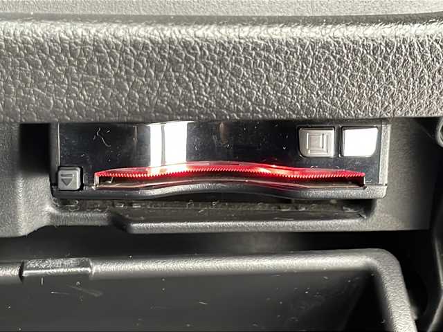 日産 セレナ ハイウェイスター Sハイブリッド 大阪府 2014(平26)年 8.2万km ダイヤモンドブラック フリップダウンモニター/社外メモリナビ/　　CD/DVD/SD/フルセグTV/両側パワースライドドア/クルーズコントロール/HIDオートライト/フォグランプ/純正15インチアルミホイール/レーンキープアシスト/アイドリングストップ/スマートキー/ETC