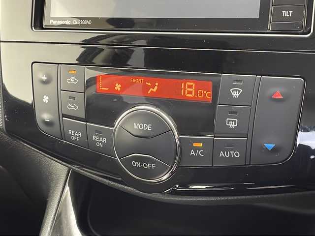 日産 セレナ ハイウェイスター Sハイブリッド 大阪府 2014(平26)年 8.2万km ダイヤモンドブラック フリップダウンモニター/社外メモリナビ/　　CD/DVD/SD/フルセグTV/両側パワースライドドア/クルーズコントロール/HIDオートライト/フォグランプ/純正15インチアルミホイール/レーンキープアシスト/アイドリングストップ/スマートキー/ETC