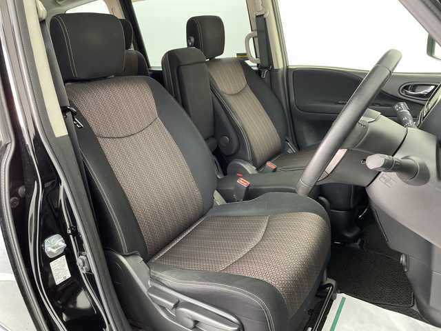 日産 セレナ ハイウェイスター Sハイブリッド 大阪府 2014(平26)年 8.2万km ダイヤモンドブラック フリップダウンモニター/社外メモリナビ/　　CD/DVD/SD/フルセグTV/両側パワースライドドア/クルーズコントロール/HIDオートライト/フォグランプ/純正15インチアルミホイール/レーンキープアシスト/アイドリングストップ/スマートキー/ETC