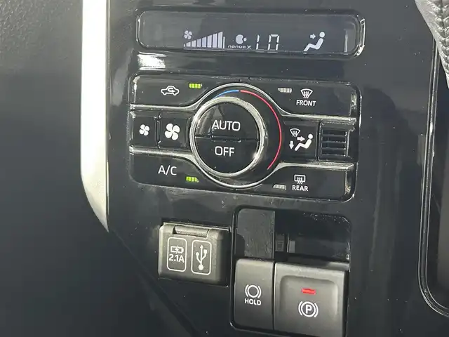 トヨタ ルーミー カスタムG－T 佐賀県 2022(令4)年 1.7万km ブラックマイカメタリック/ファイアークォーツレッドメタリック ワンオーナー/IIトーンカラー/コンフォートパッケージ/9インチディスプレイオーディオ/BT/USB/AM/FM/apple car play/android auto/全方位カメラ/バックカメラ/両側パワースライドドア/スマートアシストIII/コーナーセンサー/レーダークルーズコントロール/ステアリングリモコン/ETC2.0