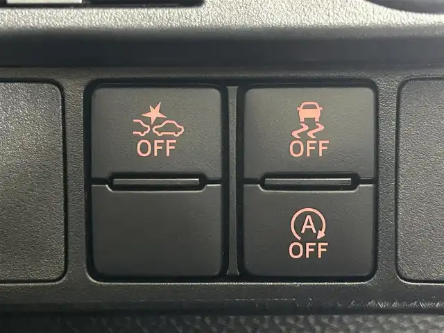 トヨタ ルーミー カスタムG－T 佐賀県 2022(令4)年 1.7万km ブラックマイカメタリック/ファイアークォーツレッドメタリック ワンオーナー/IIトーンカラー/コンフォートパッケージ/9インチディスプレイオーディオ/BT/USB/AM/FM/apple car play/android auto/全方位カメラ/バックカメラ/両側パワースライドドア/スマートアシストIII/コーナーセンサー/レーダークルーズコントロール/ステアリングリモコン/ETC2.0