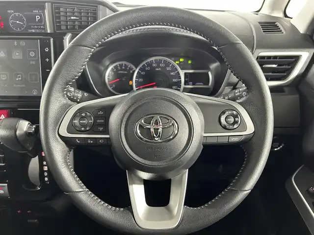 トヨタ ルーミー カスタムG－T 佐賀県 2022(令4)年 1.7万km ブラックマイカメタリック/ファイアークォーツレッドメタリック ワンオーナー/IIトーンカラー/コンフォートパッケージ/9インチディスプレイオーディオ/BT/USB/AM/FM/apple car play/android auto/全方位カメラ/バックカメラ/両側パワースライドドア/スマートアシストIII/コーナーセンサー/レーダークルーズコントロール/ステアリングリモコン/ETC2.0