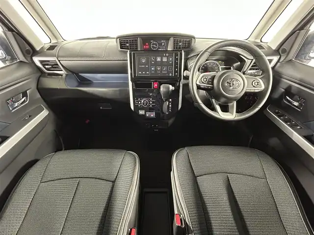 トヨタ ルーミー カスタムG－T 佐賀県 2022(令4)年 1.7万km ブラックマイカメタリック/ファイアークォーツレッドメタリック ワンオーナー/IIトーンカラー/コンフォートパッケージ/9インチディスプレイオーディオ/BT/USB/AM/FM/apple car play/android auto/全方位カメラ/バックカメラ/両側パワースライドドア/スマートアシストIII/コーナーセンサー/レーダークルーズコントロール/ステアリングリモコン/ETC2.0