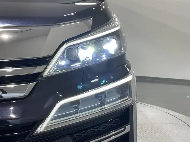 トヨタ ヴェルファイア Z Gエディション 愛知県 2019(平31)年 6.9万km スパークリングブラックパールクリスタルシャイン 純正９インチナビ　/（AM/FM/CD/DVD/フルセグTV/SD/Bluetooth/USB/HDMI）/純正12.1インチフリップダウンモニター　/トヨタセーフティセンス/　　-衝突軽減ブレーキ　/　　-レーダークルーズコントロール/　　-レーントレーニングアシスト/　　-ロードサインアシスト/　　-アダプティブハイビームシステム/両側電動スライドドア　/ビルトインＥＴＣ２．０　/シートヒーター　/エアーシート　/ＬＥＤヘッドライト　/LEDフォグランプ/電動バックドア/バックカメラ　/ステアリングヒーター/ドライブレコーダー/パワーシート/コーナーセンサー/プッシュスタート/スマートキー/純正フロアマット/純正18インチアルミホイール/オートライト
