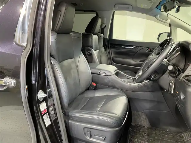トヨタ ヴェルファイア Z Gエディション 愛知県 2019(平31)年 6.9万km スパークリングブラックパールクリスタルシャイン 純正９インチナビ　/（AM/FM/CD/DVD/フルセグTV/SD/Bluetooth/USB/HDMI）/純正12.1インチフリップダウンモニター　/トヨタセーフティセンス/　　-衝突軽減ブレーキ　/　　-レーダークルーズコントロール/　　-レーントレーニングアシスト/　　-ロードサインアシスト/　　-アダプティブハイビームシステム/両側電動スライドドア　/ビルトインＥＴＣ２．０　/シートヒーター　/エアーシート　/ＬＥＤヘッドライト　/LEDフォグランプ/電動バックドア/バックカメラ　/ステアリングヒーター/ドライブレコーダー/パワーシート/コーナーセンサー/プッシュスタート/スマートキー/純正フロアマット/純正18インチアルミホイール/オートライト