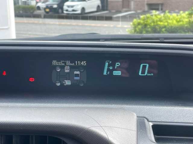 トヨタ アクア G 静岡県 2013(平25)年 10.4万km スーパーレッドⅤ ECOモード/EVモード/シートヒーター/ETC/Bluetooth/フルセグTV/社外アルミホイール/純正ナビ/純正フロアマット/ハイブリッド/プッシュスタート