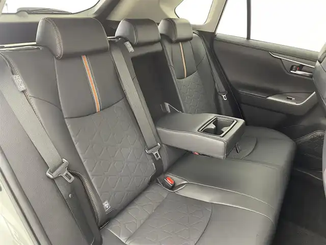 トヨタ ＲＡＶ４ アドベンチャー 宮城県 2021(令3)年 2.4万km アッシュグレーメタリック/アーバンカーキ 純正９型ＤＡナビ　/バックカメラ　/BSM/アダプティブクルーズコントロール　/クリアランスソナー　/トヨタセーフティセンス/プリクラッシュセーフティ/レーントレーシングアシスト/オートマチックハイビーム/パワーシート　/ビルトインＥＴＣ　/ＬＥＤヘッドランプ　/フォグランプ　/ルーフレール　/純正１９インチＡＷ/禁煙車